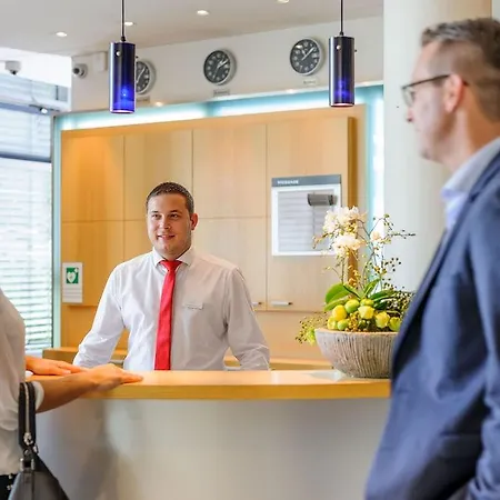 Mercure Frankfurt Helfmann-park 4* Eschborn