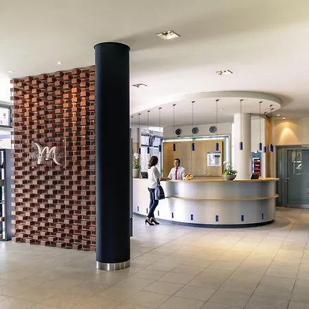 メルキュール フランクフルト ヘルフマン - パーク 4*