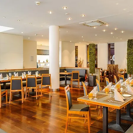 Mercure Frankfurt Helfmann-park Hotel 4*