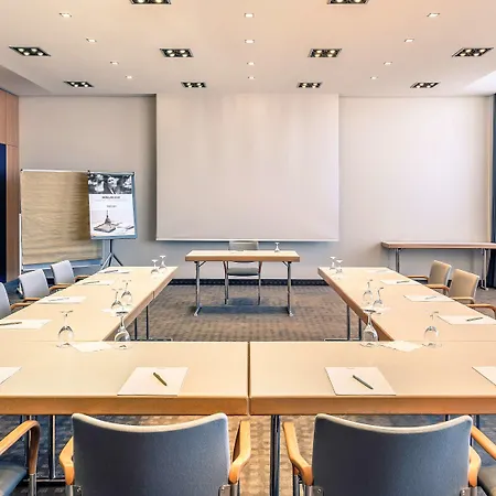 Mercure Frankfurt Helfmann-park Hotel 4*