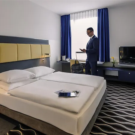 Mercure Frankfurt Helfmann-park 4* Eschborn