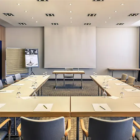 Hotel Mercure Frankfurt Helfmann-park 4*