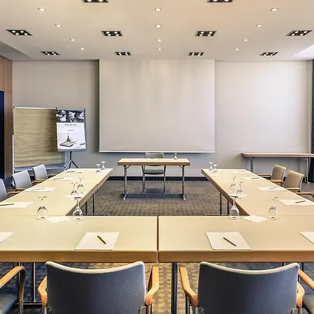 Hotel Mercure Frankfurt Helfmann-park