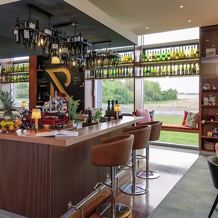 Mercure Frankfurt Helfmann-park 4*