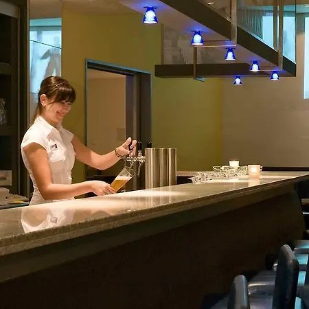 法兰克福埃施波恩黑弗曼公园美居酒店