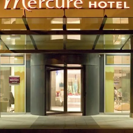 Mercure Frankfurt Helfmann-park 4*