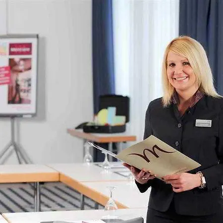 Mercure Frankfurt Helfmann-park 4*