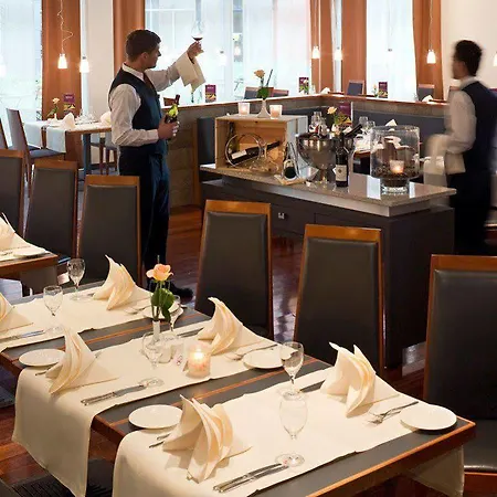 法兰克福埃施波恩黑弗曼公园美居酒店 4*